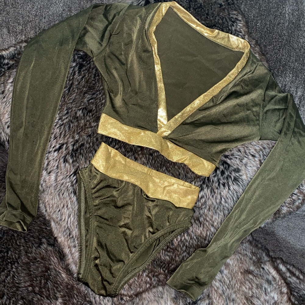 Green 2 piece